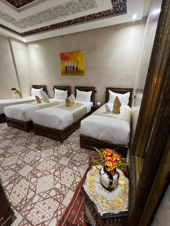 Riad Alice Terrace & Spa - Viervoudige Kamer Met Terras