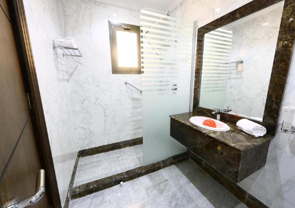 فندق لجين الفرسان lojain Alfursan hotel - Chambre Simple