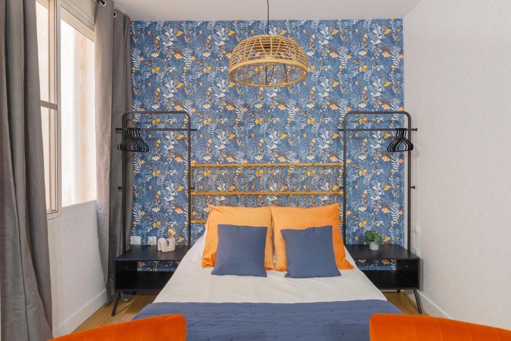 A bed or beds in a room at Casa Armonía