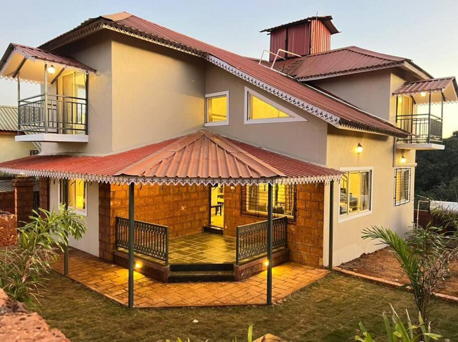 Το κτήριο όπου στεγάζεται  η βίλα