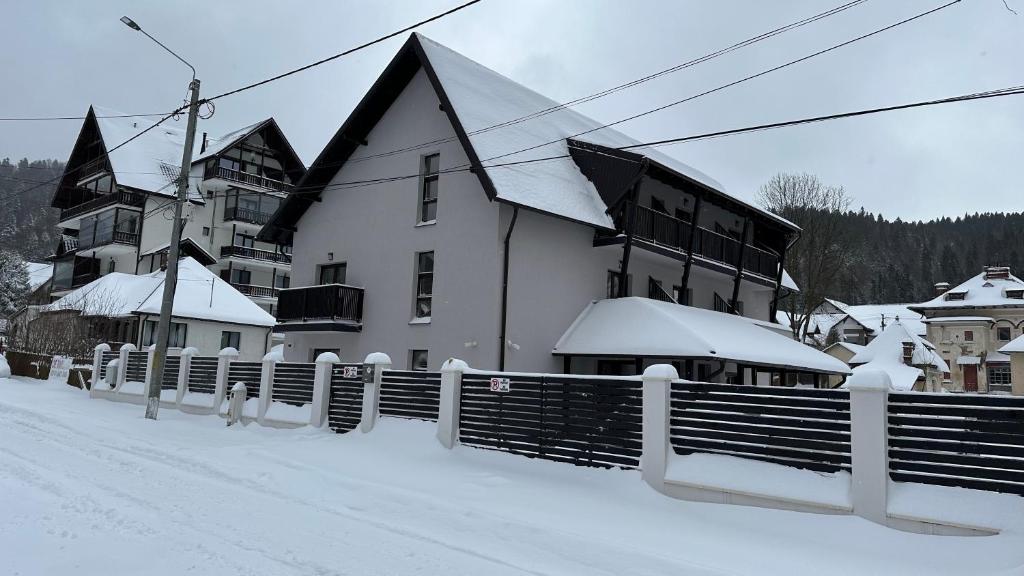Casa Orhideea v zimě