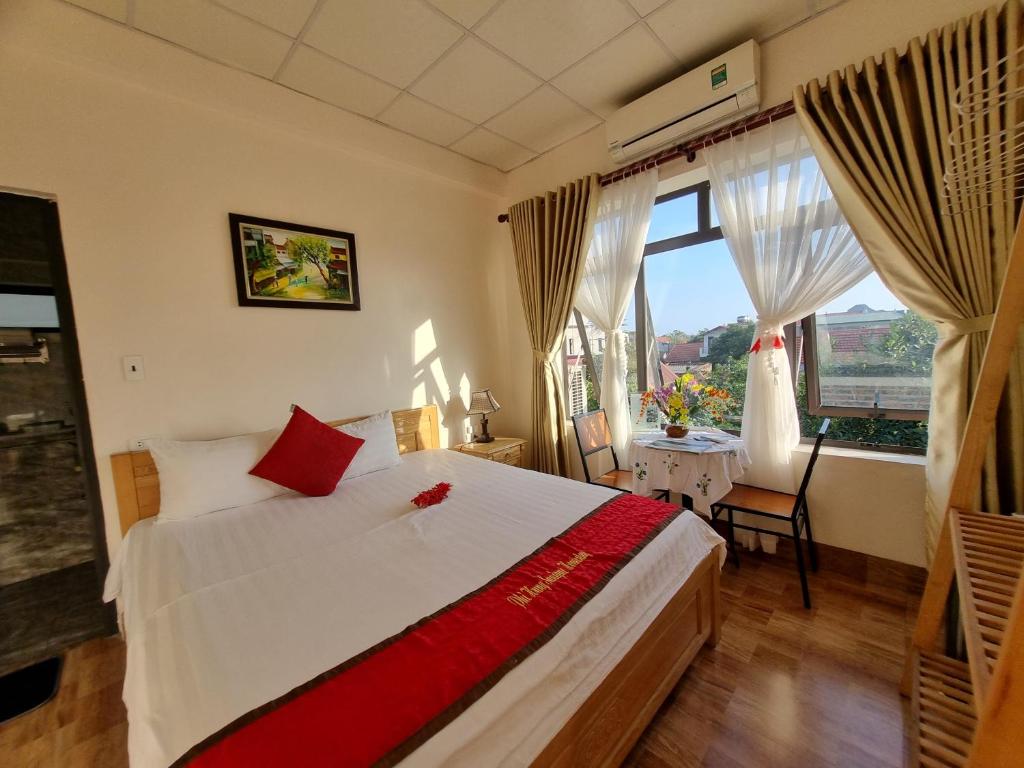 Phi Hung's Unique Homestay - 2