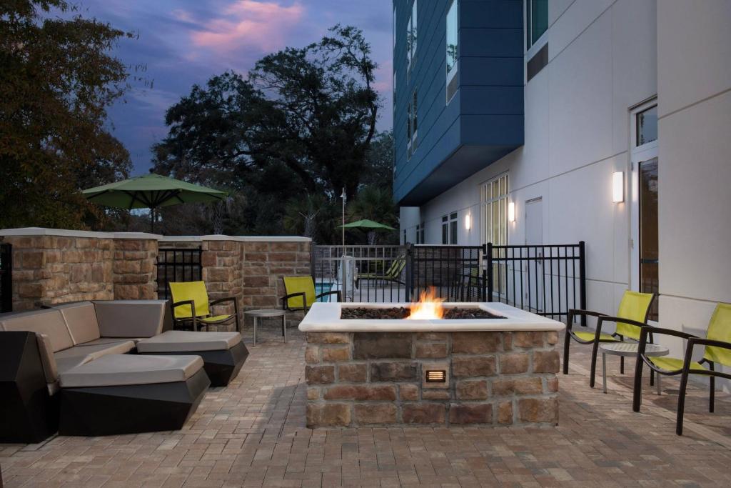 SpringHill Suites By Marriott Charleston Airport & Convention Center photo