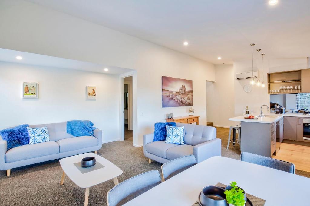 Modern Living at St Laura's, Queenstown (updated prices 2024)