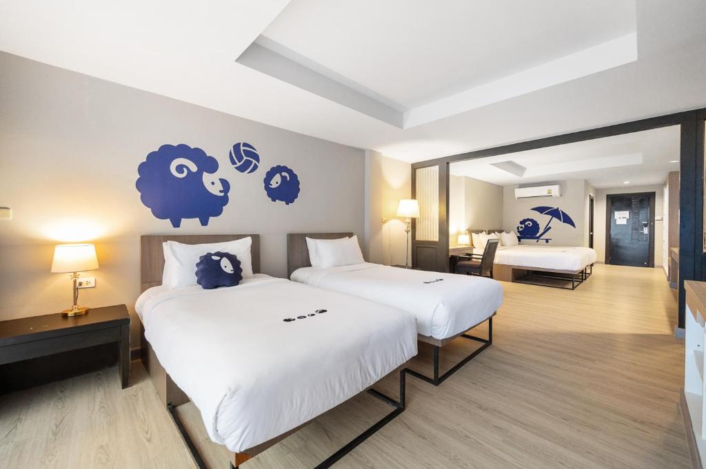 
Deluxe Quadruple Room
