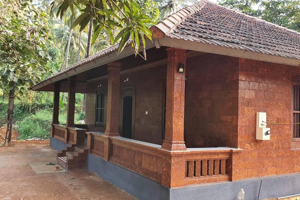 Traditional Kerala Heritage Villa - Huis Met één Slaapkamer
