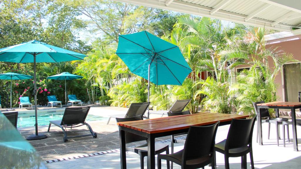 Zahrada ubytování Tee-K Lodge Tamarindo