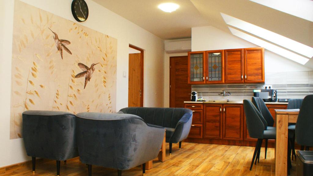 Liget Apartman 2490 Pusztaszabolcs, Sport u. 2/4 kép - 1
