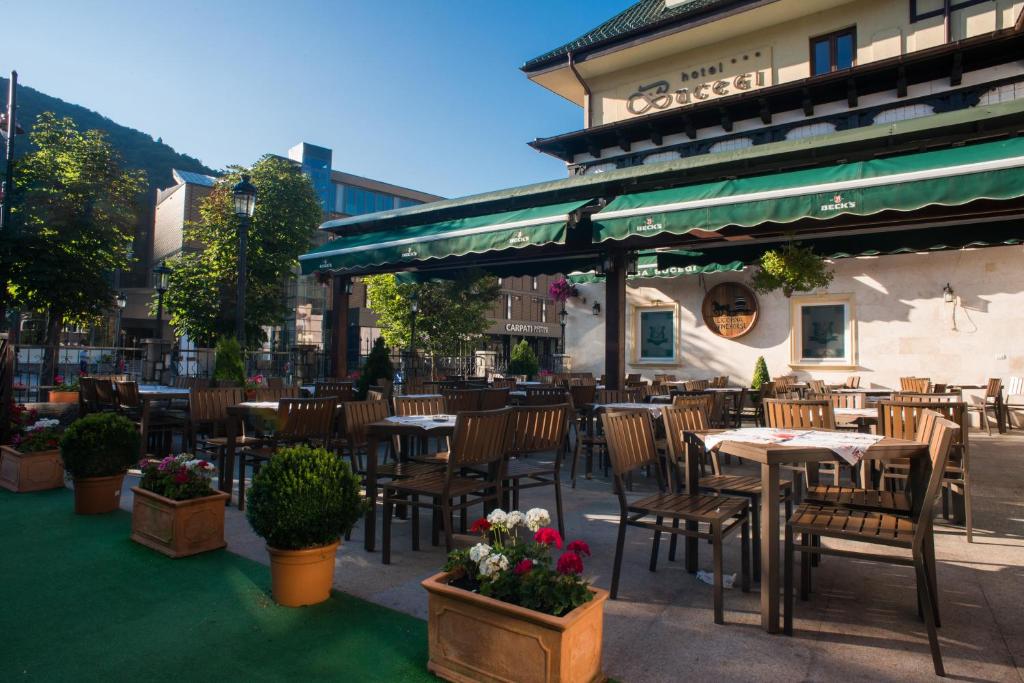 Restaurace v ubytování Hotel Bucegi