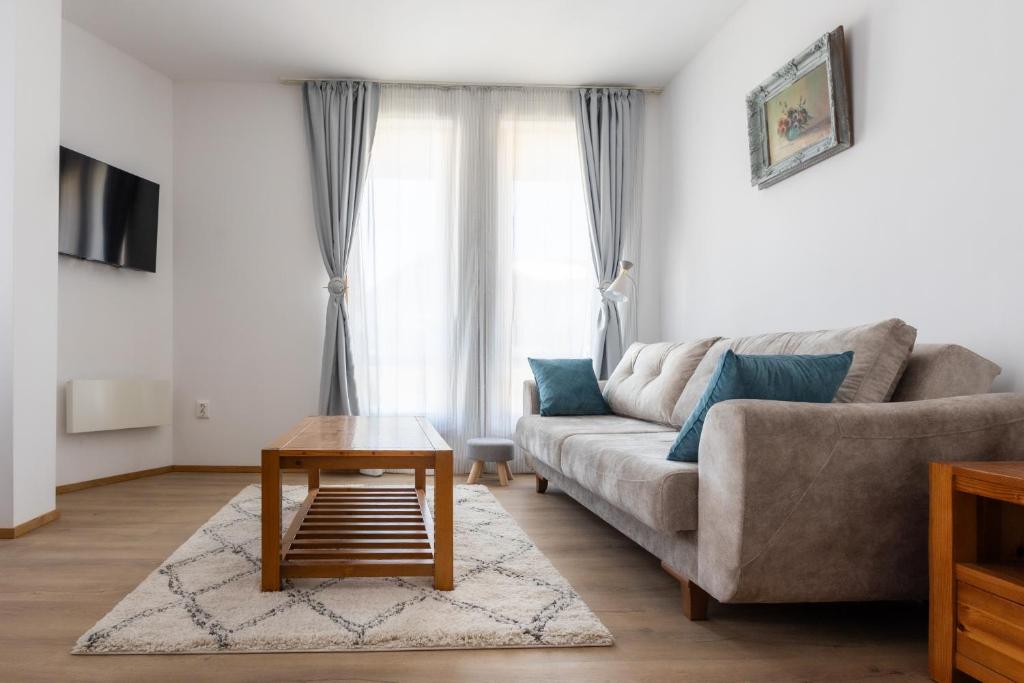 Light One Bed Flat next to the Ski Lift