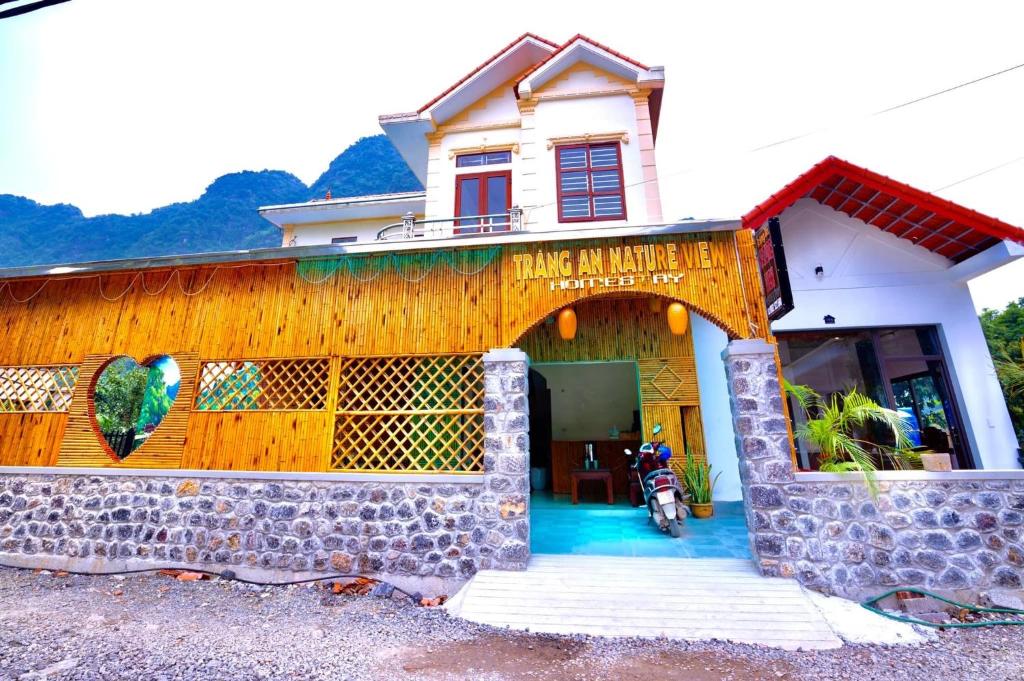 Trang An Nature View Homestay - 混合宿舍房间的双层床