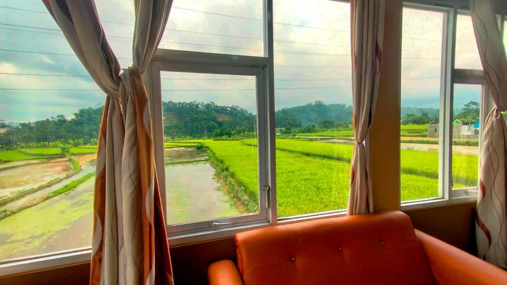 Laze Hiatus - Double Room With Mountain View