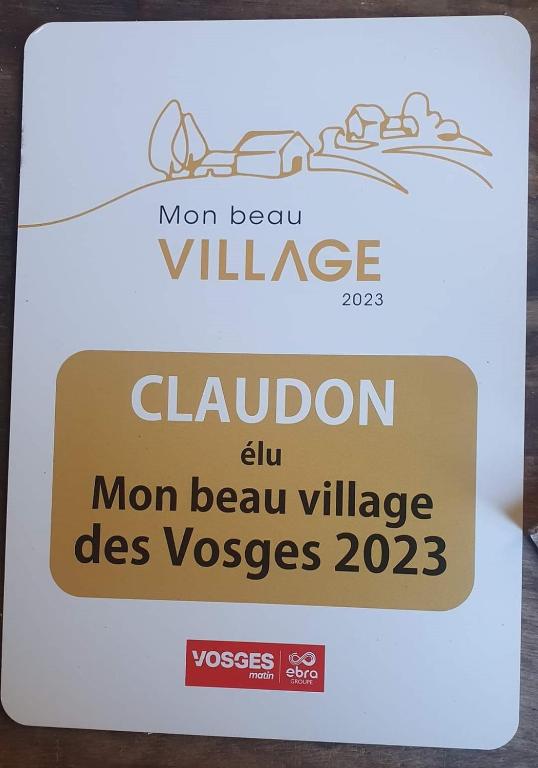 Certifikát, hodnocení, plakát nebo jiný dokument vystavený v ubytování Gîte La Besse, Claudon