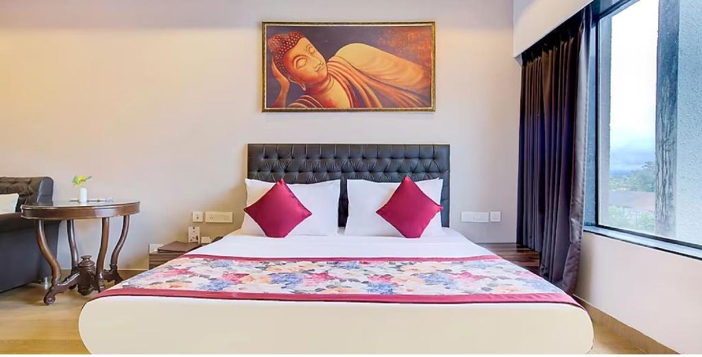 Yashshree Milestone - Suite