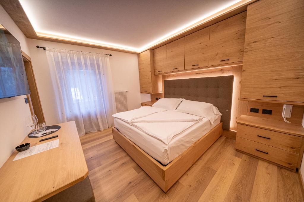 Zdjęcie z galerii obiektu HOTEL FONTANA w mieście Sappada