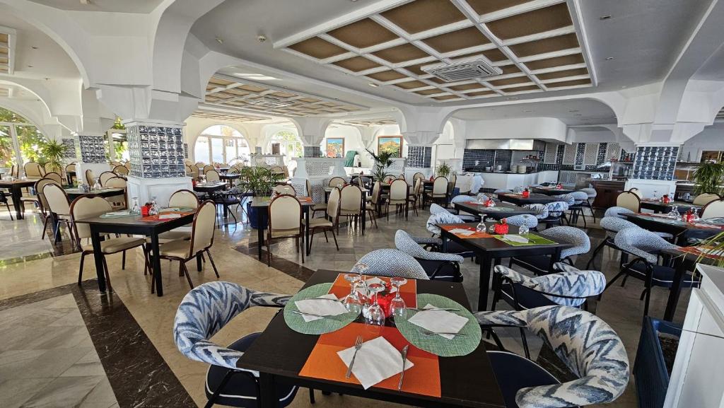 Restaurace v ubytování Hotel El Puntazo I