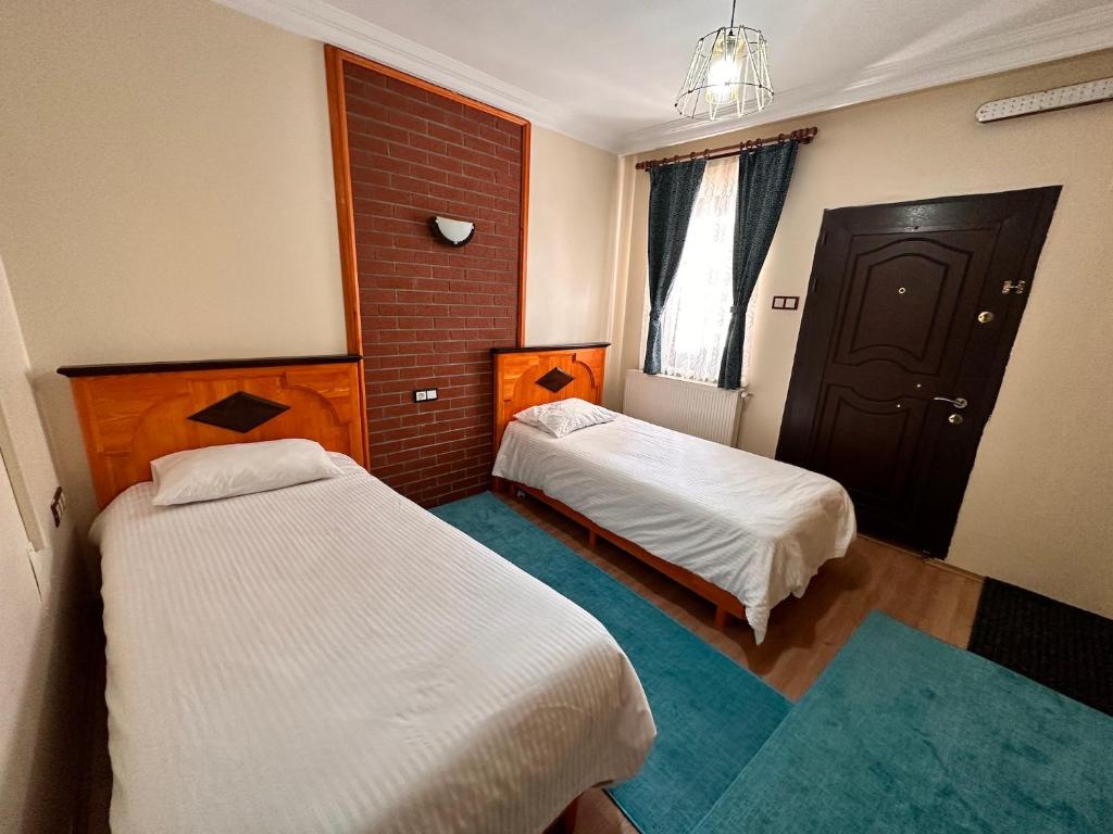 ABANT DORT MEVSİM KONAĞI HOSTEL - Habitación Cuádruple
