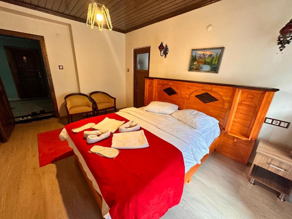 ABANT DORT MEVSİM KONAĞI HOSTEL - Habitación De Lujo