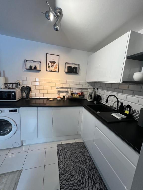 Mały biały domek - 15