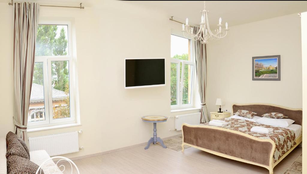 Apartments & Rooms Flowers - 1