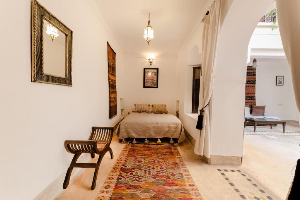Postel nebo postele na pokoji v ubytování Riad Rouge Gorge