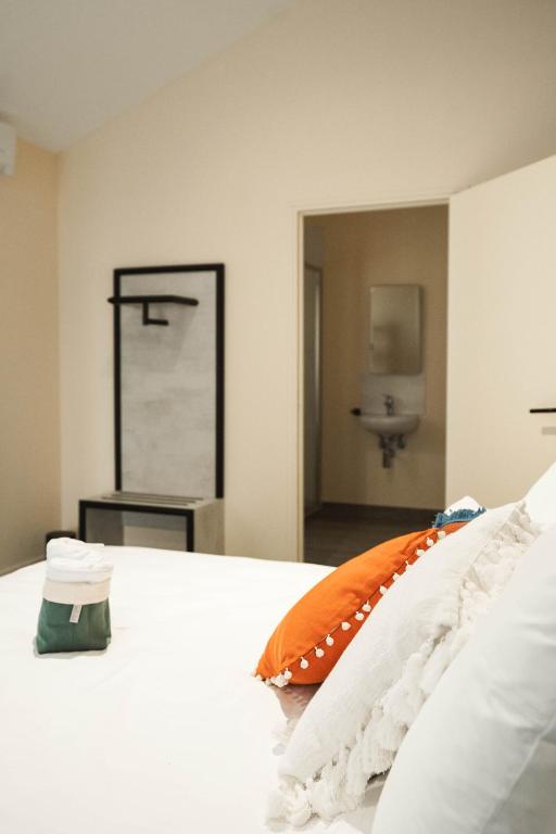 La Maison Montparnasse - Resim 37