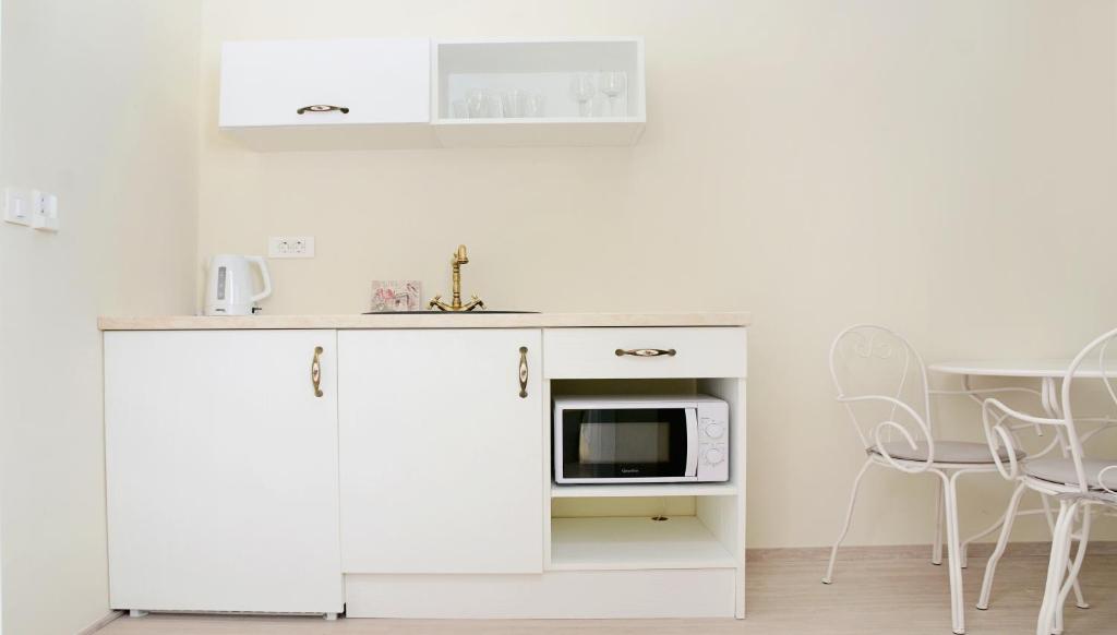 Apartments & Rooms Flowers - 4