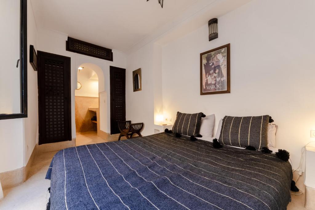 Postel nebo postele na pokoji v ubytování Riad Rouge Gorge