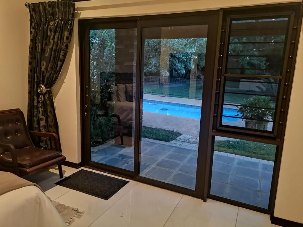 Honeybird self catering Accommodation - Appartement D'Une Chambre