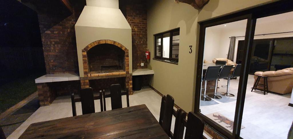 Honeybird self catering Accommodation - Appartement À Deux Chambres
