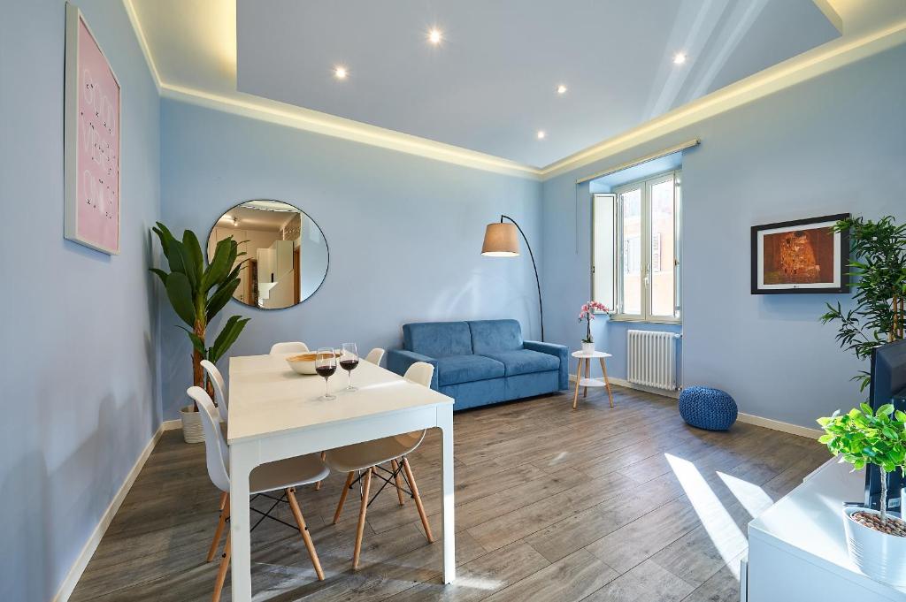 - Modern & Bright Apartment - 10 Min colosseum - Metro San Giovanni