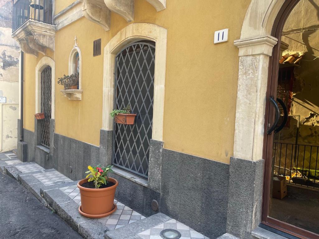 Budynek, w którym mieści się apartament