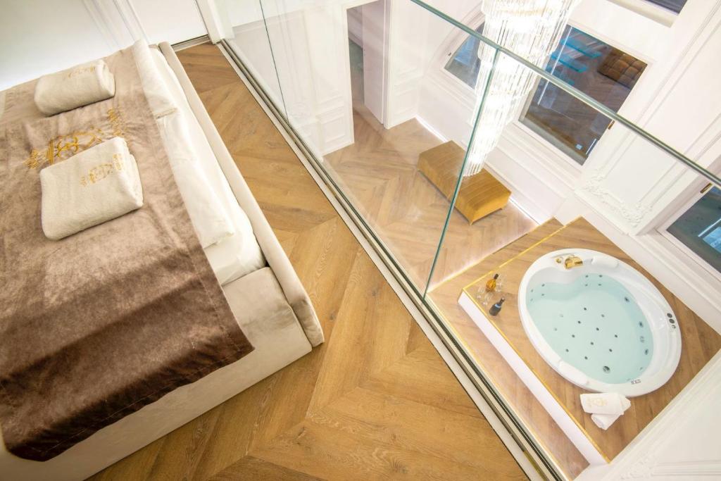 Kúpeľňa v ubytovaní JACUZZI ROYAL SUITE