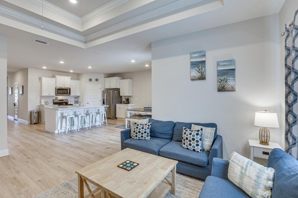 Holiday home Port St Joe Home with 2 Shared Pools Walk to Beach!, Saint