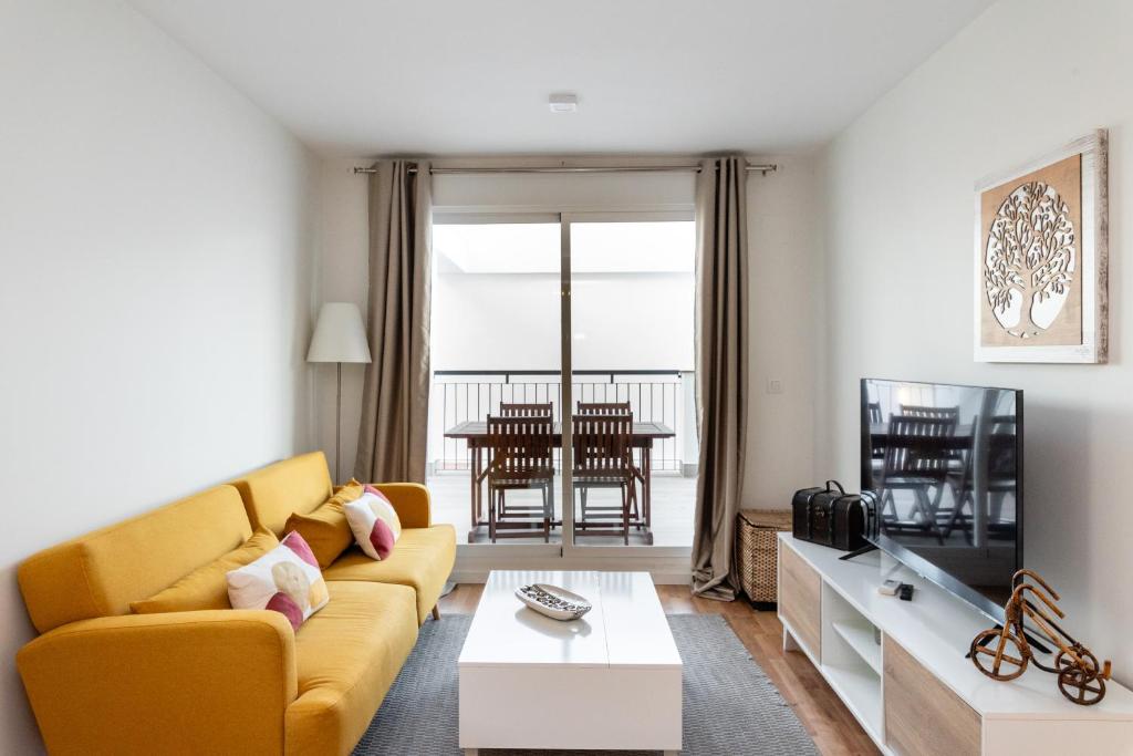 Χώρος καθιστικού στο Canto Altea17 Piscina, Gran Terraza y Parking by Vero