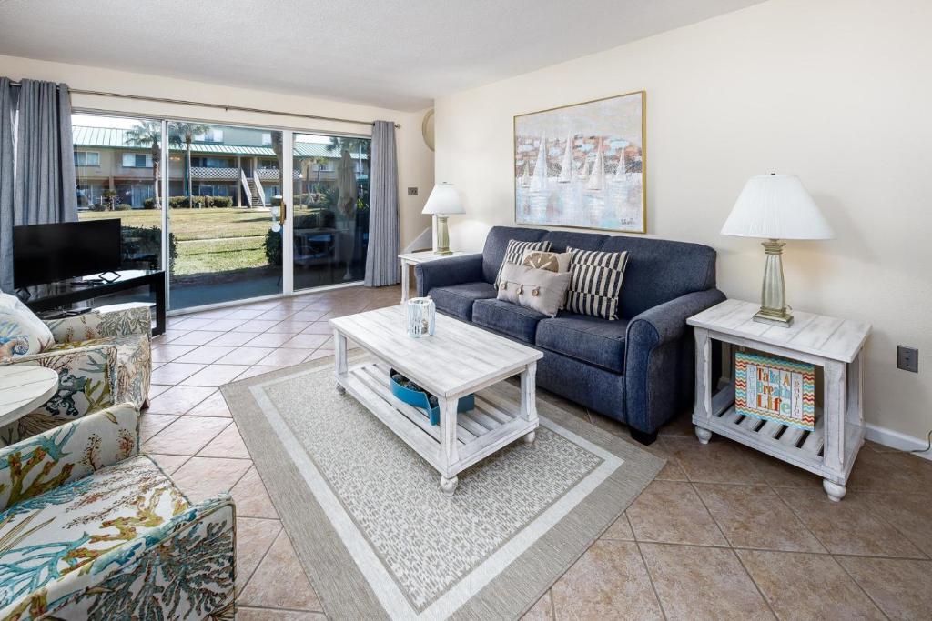 Seaspray Condos 205B, Fort Walton Beach (updated prices 2024)