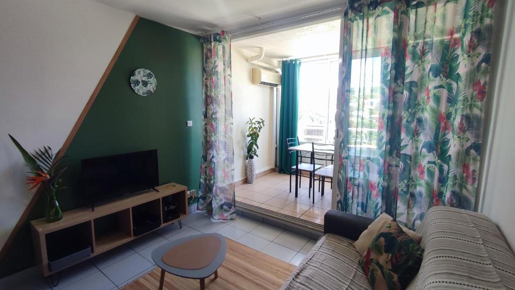 Χώρος καθιστικού στο Les Franciseas