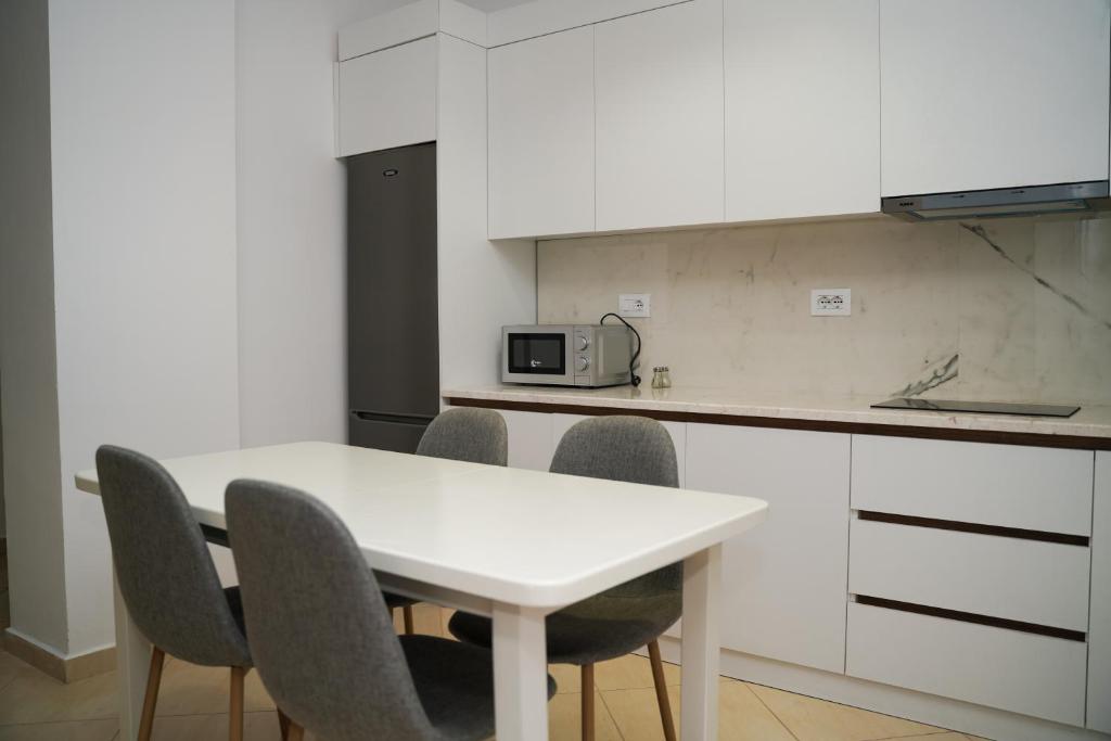 Sasso Bianco Apartment 13 - Imazhi 4