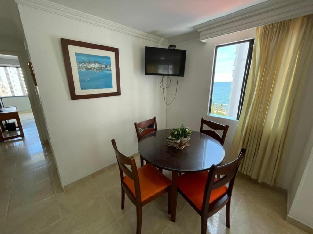Apartamentos En Edificio Portofino ICDI - Apartamento De Dos Dormitorios
