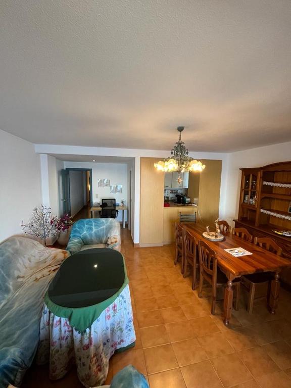 Zdjęcie z galerii obiektu Apartamento Rosa María con vista espectacular w Almuñécar