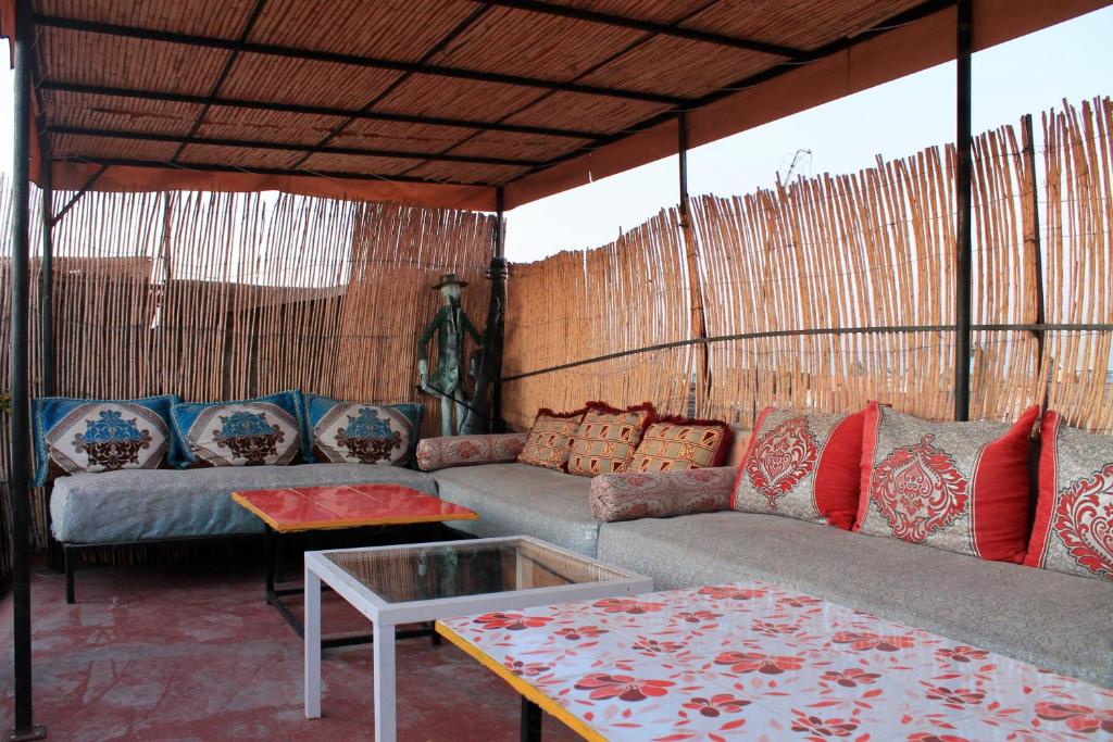 Posezení v ubytování Hostel kif kif annex