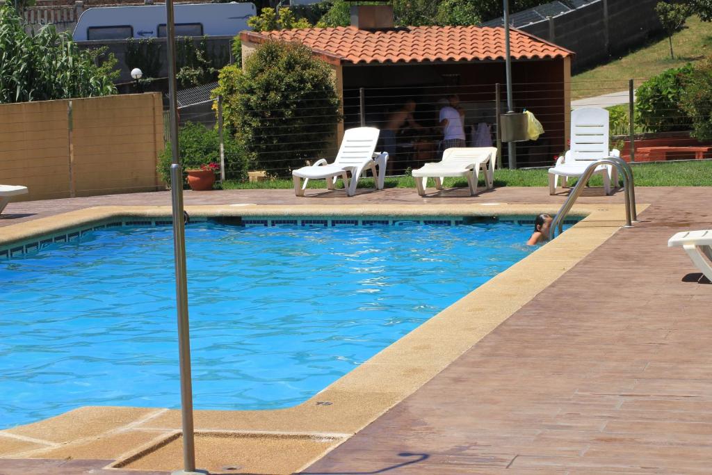 Basen w obiekcie Apartamentos Montalvo Playa lub w pobliżu