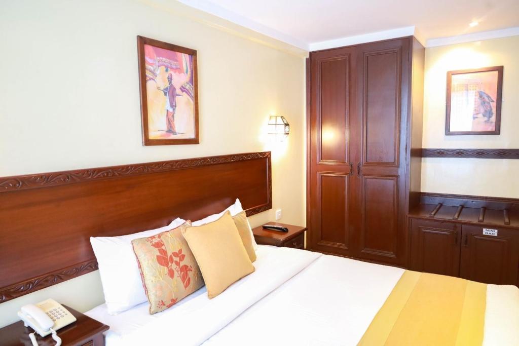 The Heron By Sarovar Portico India - Standardraum 2 Einzelbett, 21 M², Klimaanlage, Zimmerservice, Tee Und Kaffee, Flachbildfernseher