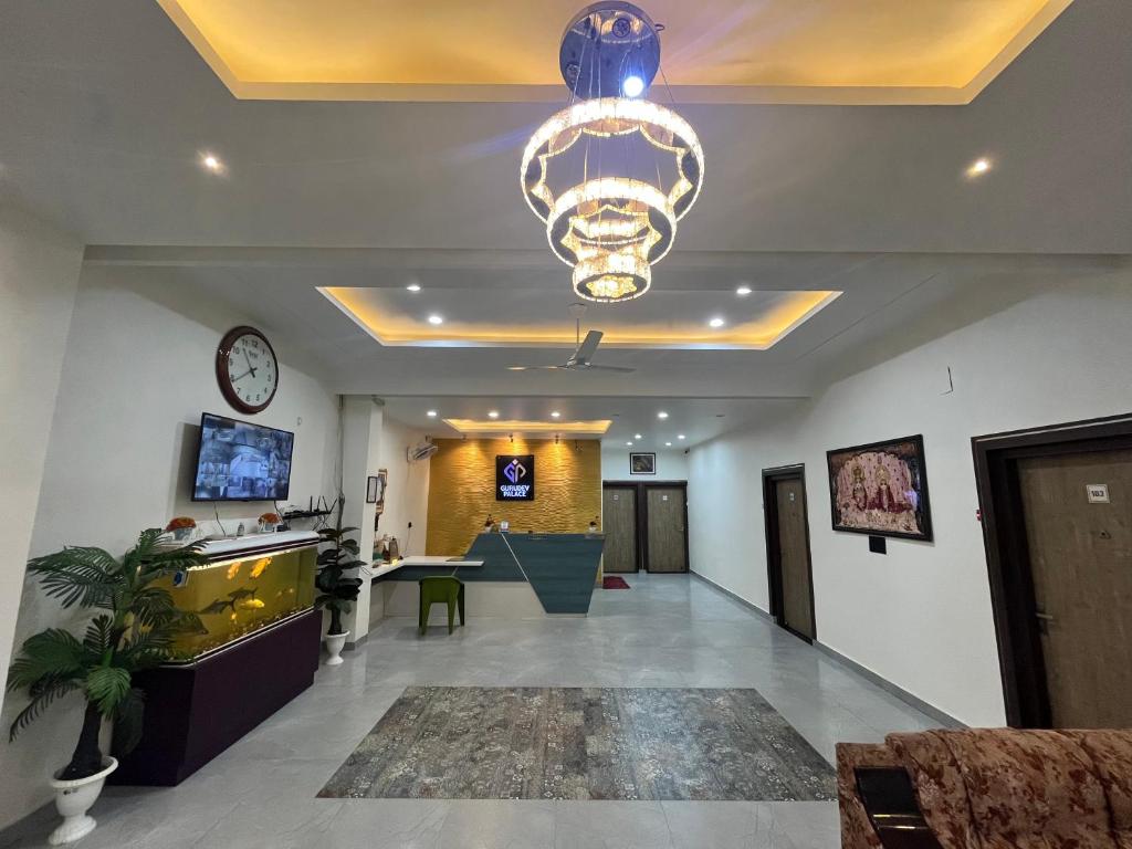 Hotel Gurudev Palace