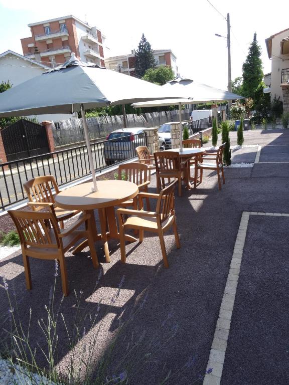 Hôtel PRADO avec Parking - Proche Zénith - Resim 10