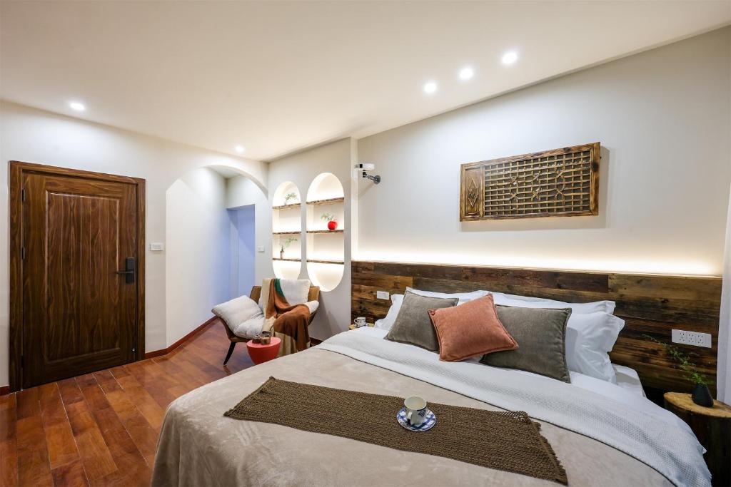 Baihong.Riverview Apartment - Suite Con Balcón