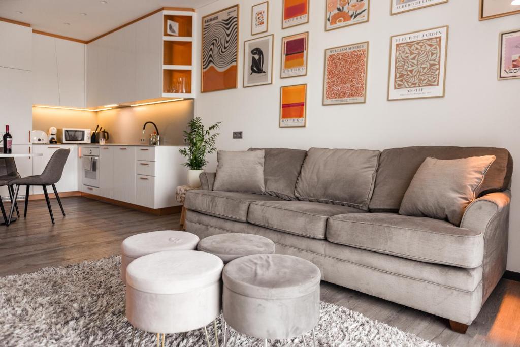 Bright Kaunas apartment with Castle view - Apartamento De Una Habitación