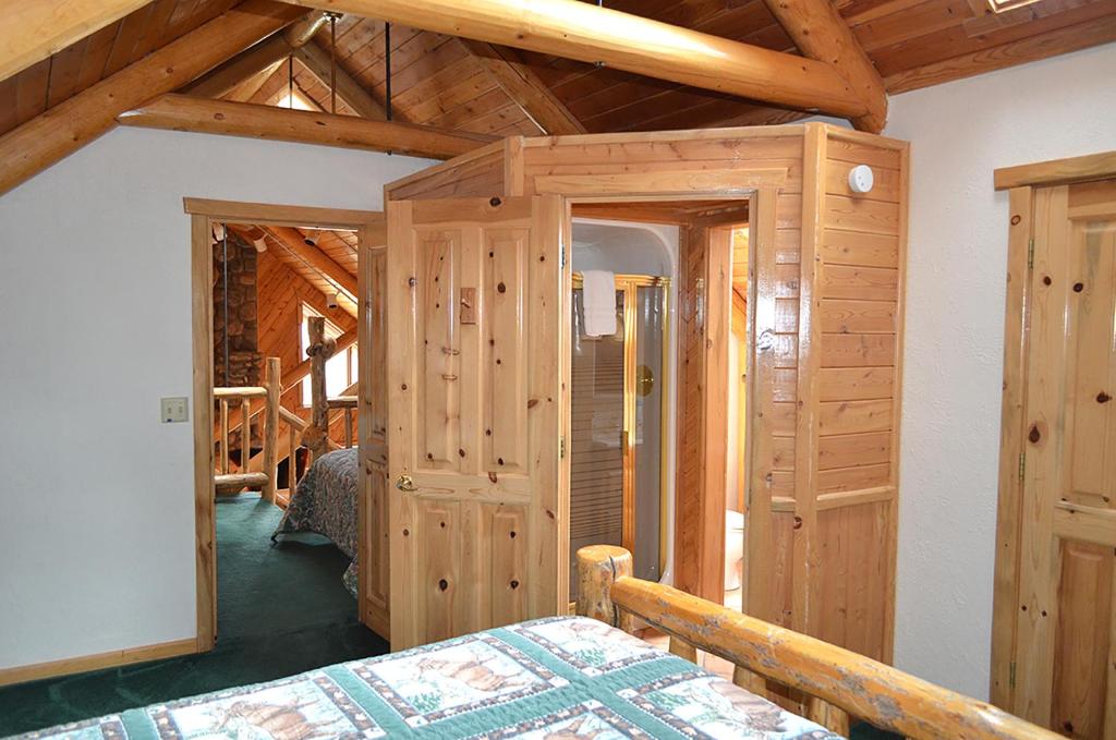Eagle Ridge Ranch - Lodden