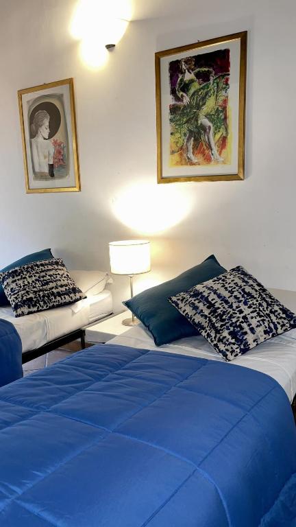 Posteľ alebo postele v izbe v ubytovaní Trevi fountain apartment