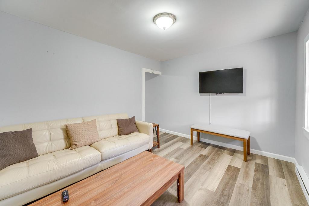 Galeriebild der Unterkunft Renovated Minersville Rental FRO Trail Nearby! in Mount Pleasant